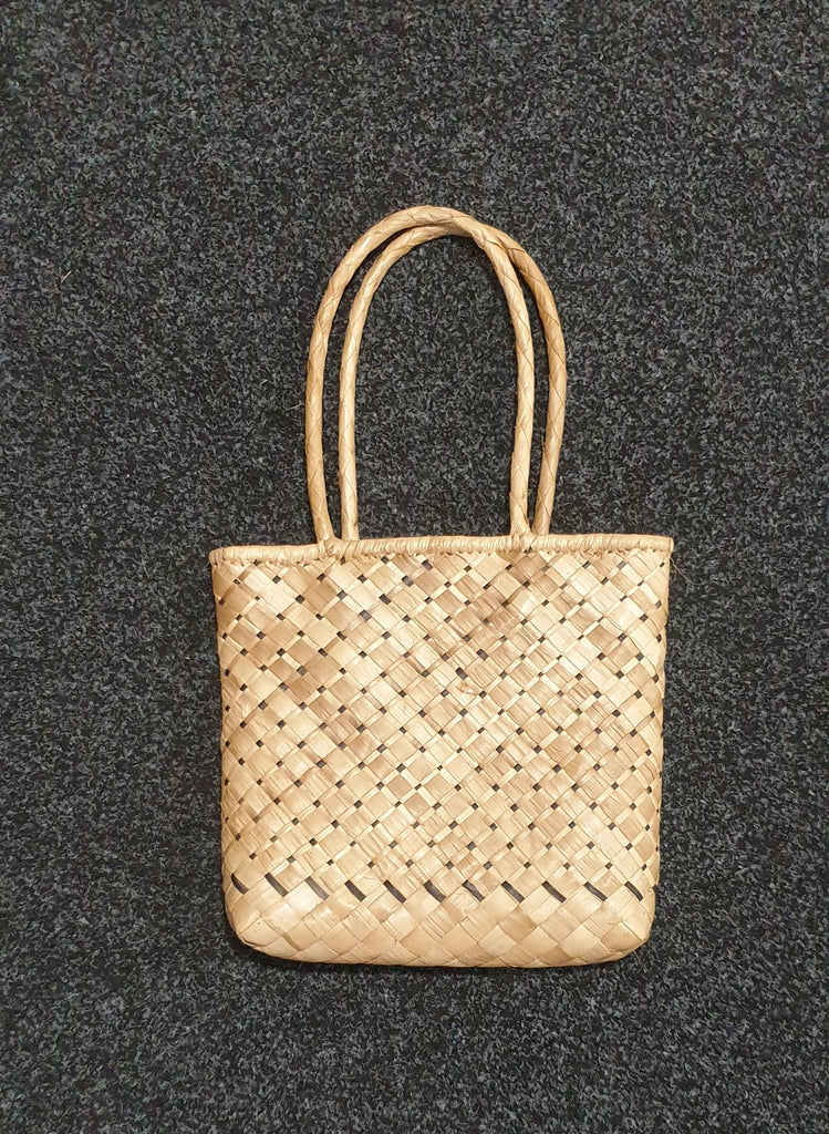Fiji Hand Bag (25cm)
